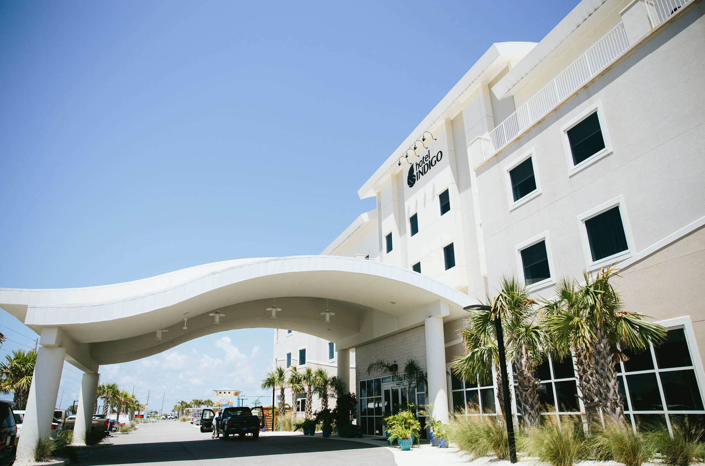exterior view of hotel indigo - orange beach